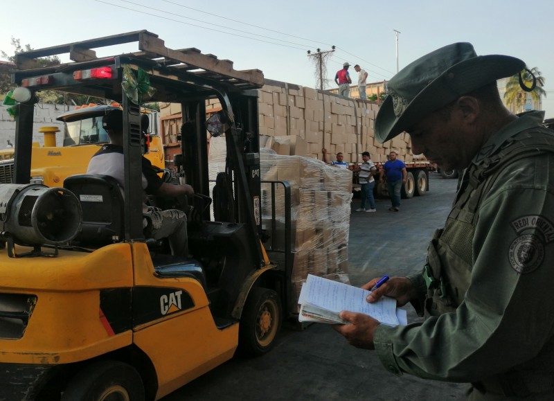 <b>MERCAL ABASTECIÓ A FAMILIAS DE BASES DE MISIONES SOCIALISTAS EN ANZOÁTEGUI<b>