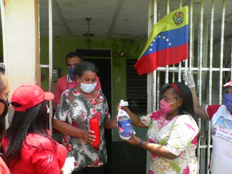 <b>MISIÓN ALIMENTACIÓN DISTRIBUYÓ MÁS DE 4 TONELADAS DE PROTEÍNA ANIMAL CASA POR CASA EN FALCÓN<b>