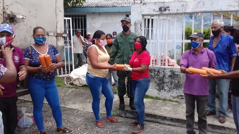 <b>MERCAL SE DESPLEGÓ EN LA PARROQUIA CAMPO ALEGRE CON LA ENTREGA DE MÁS DE 2 MIL COMBOS PROTEICOS<b>