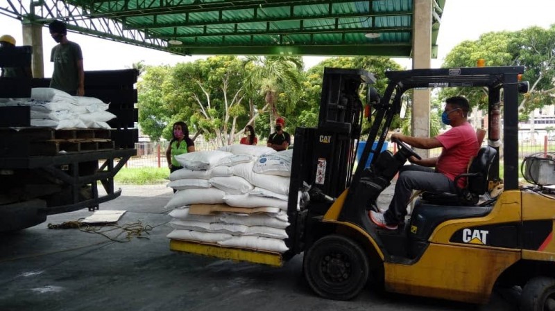 <b>MISIÓN ALIMENTACIÓN DISTRIBUYE 10 TONELADAS DE NUTRICHICHA PARA EL PAE EN YARACUY<b>