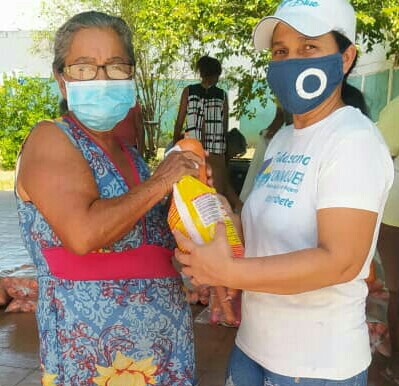 <b>MÁS DE 2 TONELADAS DE PROTEÍNA ANIMAL FUERON DISTRIBUIDAS POR MERCAL EN CASA POR CASA<b>