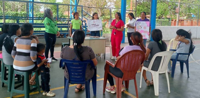 photo_4927295110740291430_y