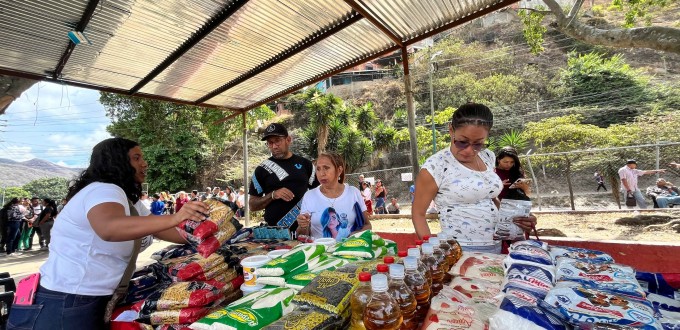 photo_5021802202485427099_w